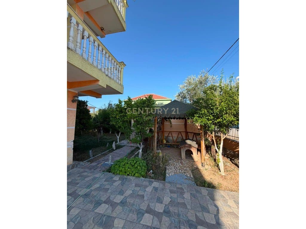 Vilë 3-Katëshe në Shitje – Xhafzotaj, Durrës | 210,000€ 4