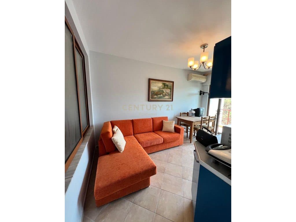 Shitet Apartament 3+1+2 ballkone , vije e pare bregdetare ne Malin e Robit! 4