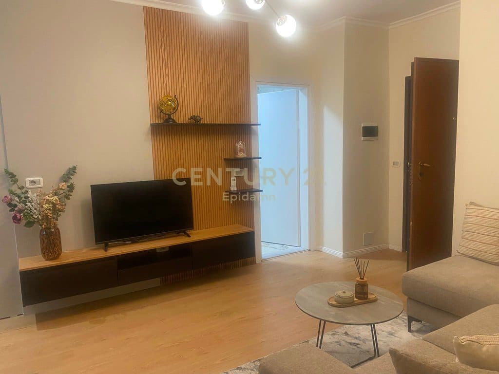 Apartament 1+1 me qera në Vollga ! 4