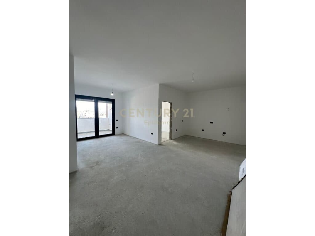 Apartament 2+1 në Shitje në Kavajë !! 4