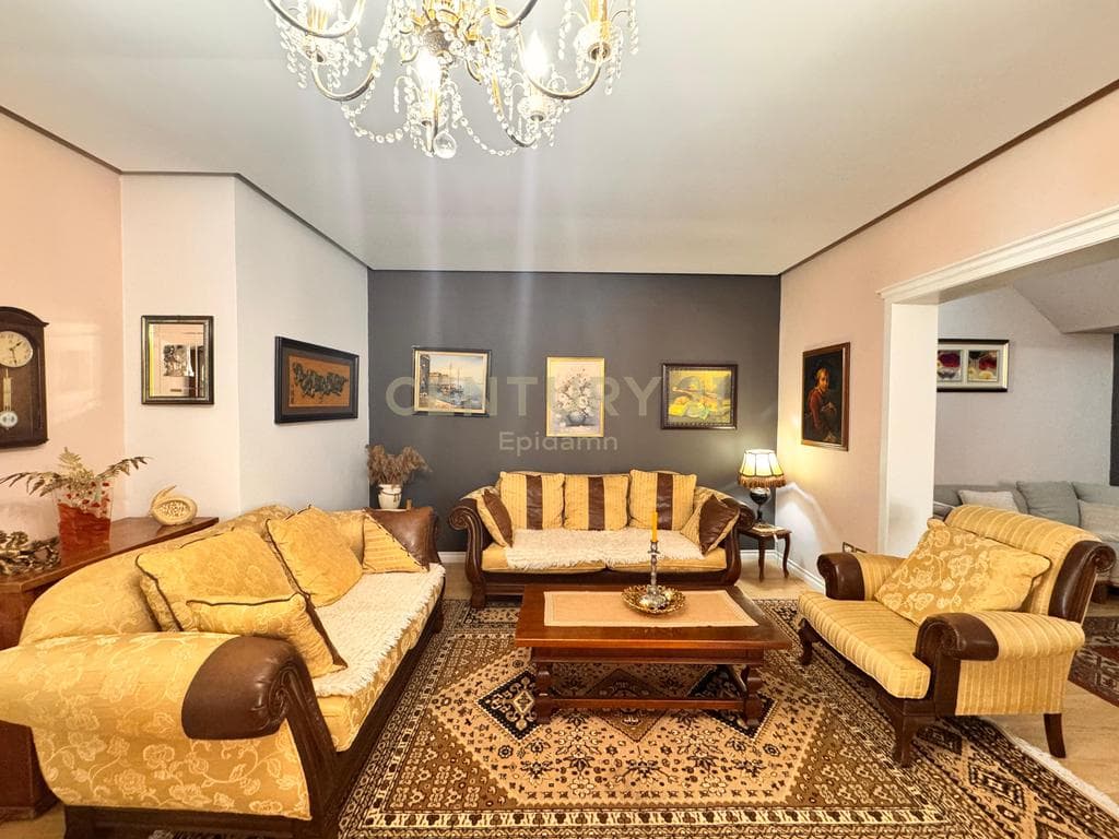 Penthouse me qira në zemër të Vollgës 3