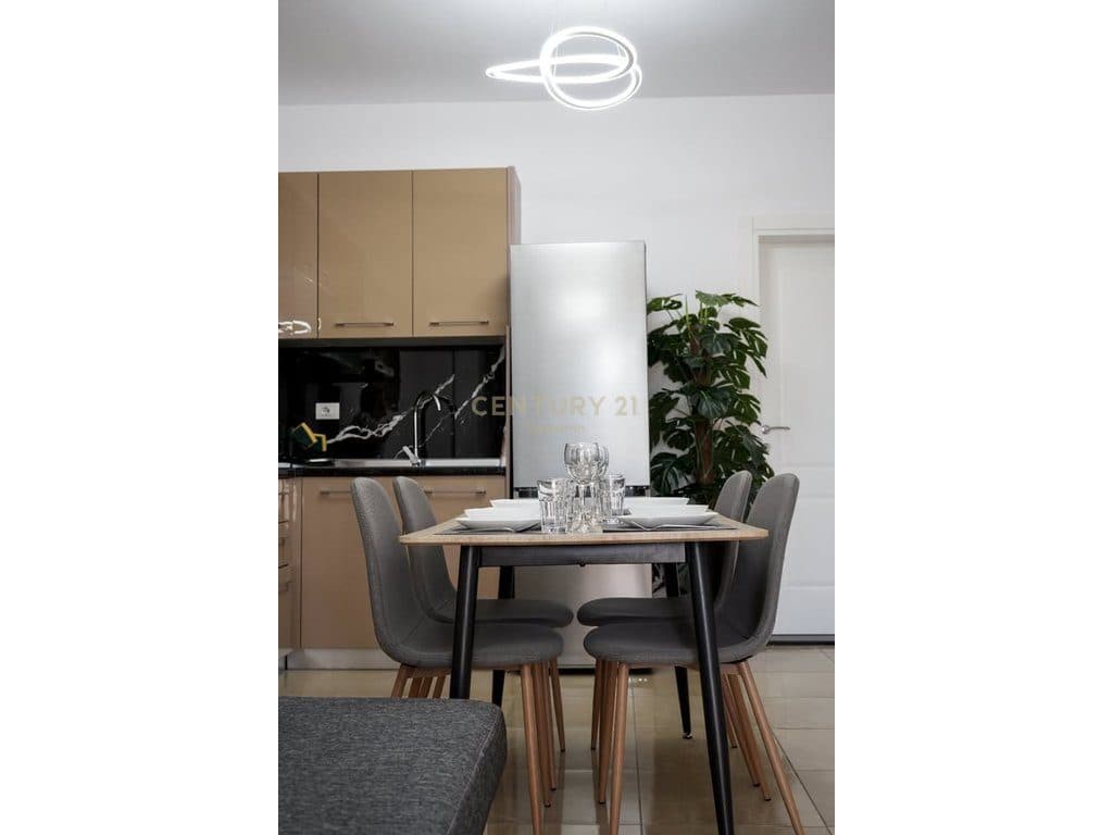 Apartament me Qera 1+1 ne Plazh Iliria! 3