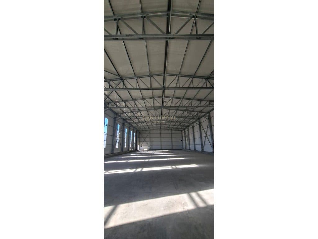 🏭 KAPANON INDUSTRIAL PËR SHITJE – SEKTORI RINIA, DURRËS 1,400,000 € 4