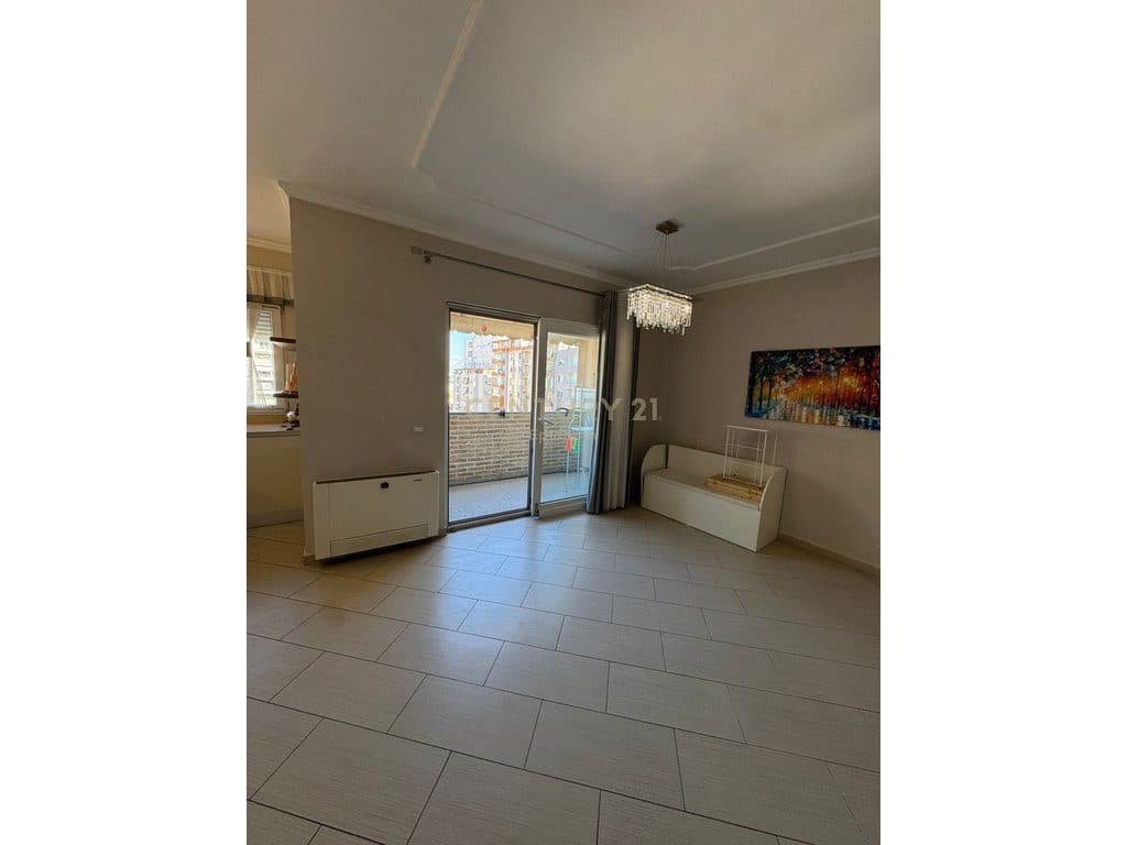 Apartament 2+1 Me Qira te Kazazi, Durres ! 2