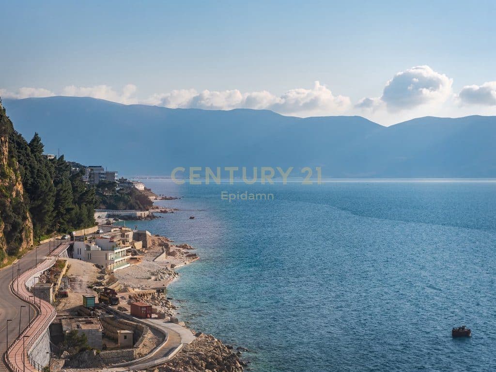 Shitet Studio me Pamje nga Deti | Uji i Ftohtë, Vlorë ! 2