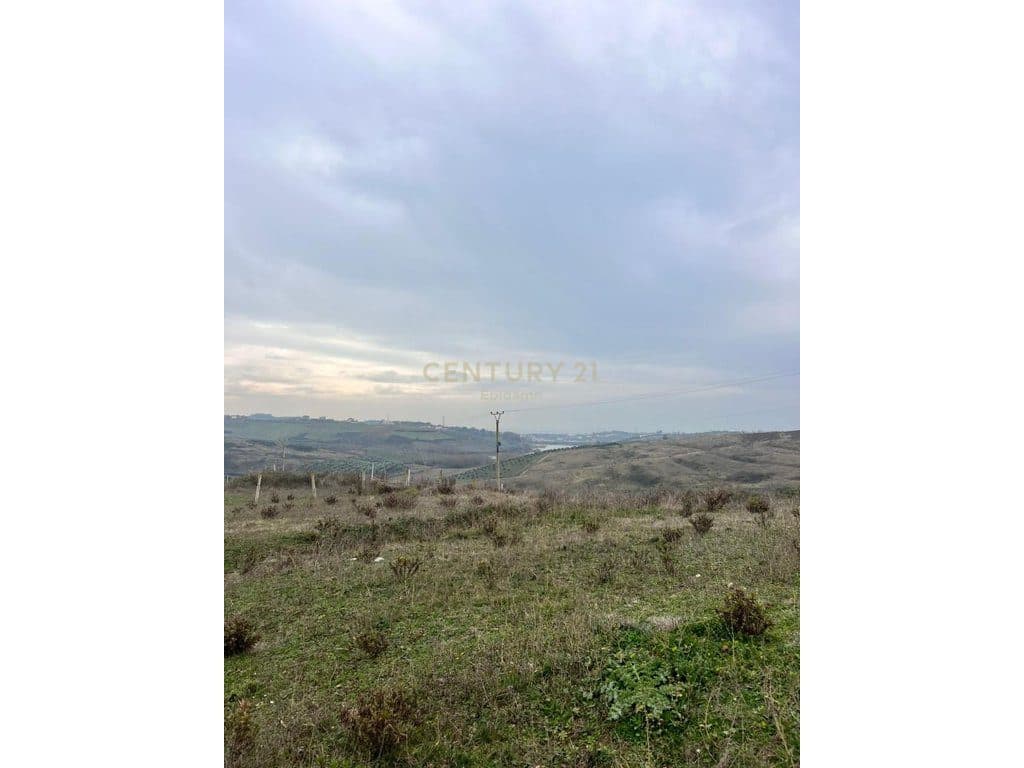 Tokë për Shitje në Arapaj, Durrës - 362700€ | 8060 m² 2