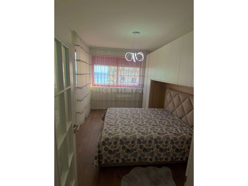 Jepet me qira apartament 2+1 në Vollga 4