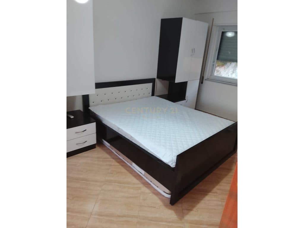 JEPET ME QERA APARTAMENT 3+1+2 NE CURRILA ! 4