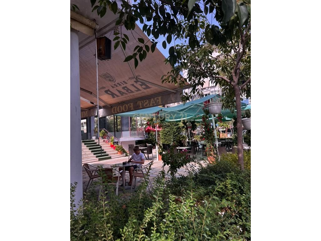 JEPET ME QIRA BAR-KAFE NË PLAZH ILIRIA, DURRËS 4