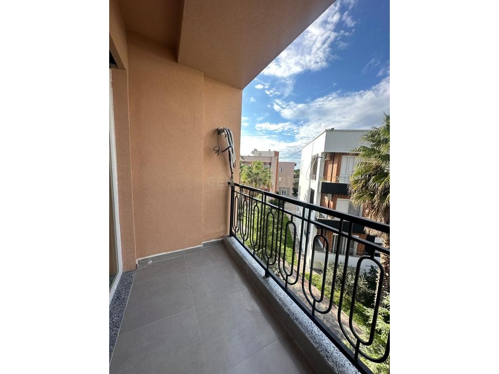 Apartament 2+1 per shitje tek Gjiri Lalzit ! 2