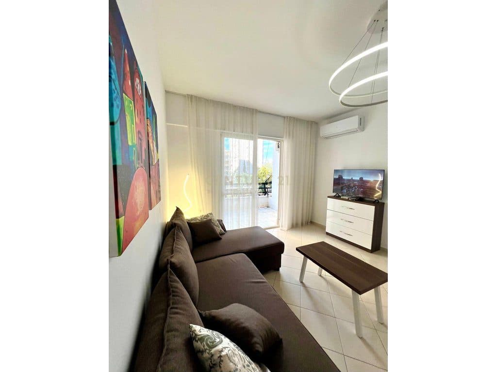 SHITET APARTAMENT 2+1 ME VERANDË – PLAZH ILIRIA, DURRËS 2