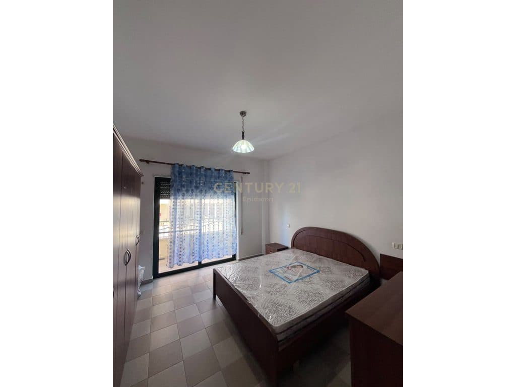 🏡 ME QERA APARTAMENT 1+1 NË QENDËR TË DURRESIT 4
