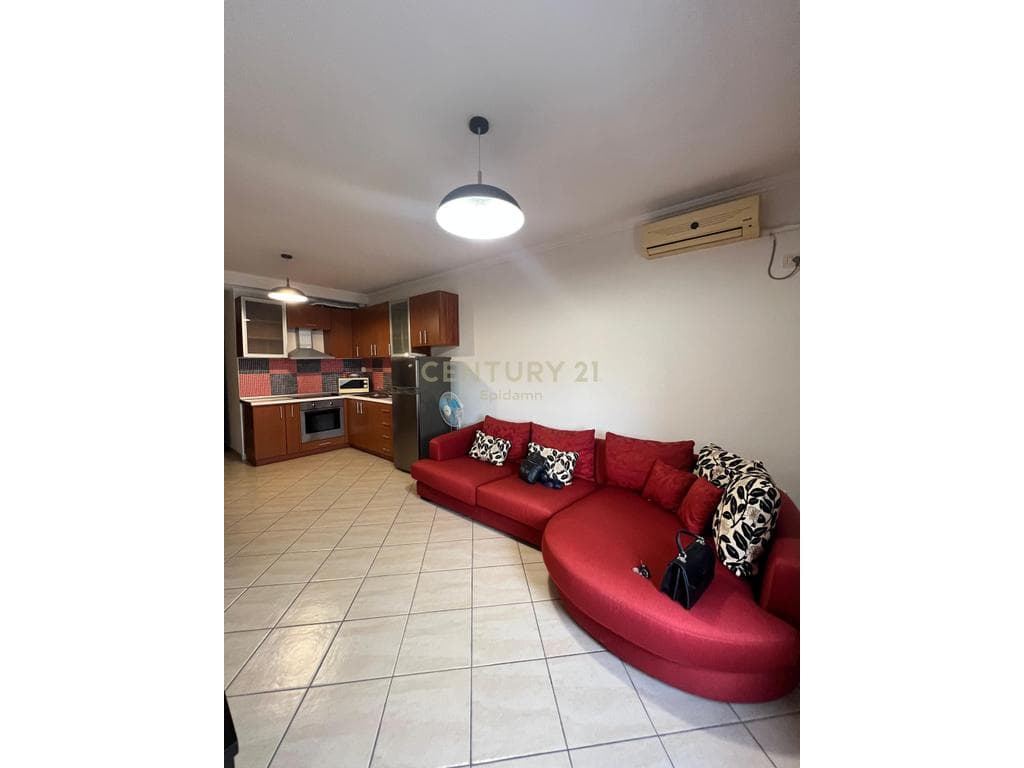 Jepet Apartament 1+1 per Qera , prane Tatimeve, Durres! 2