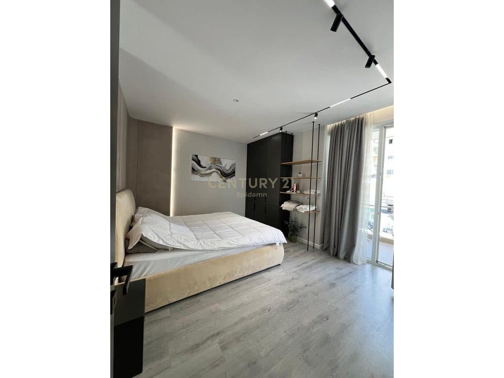 2 APARTAMENTE 1+1 PER SHITJE NE VOLLGA! 4