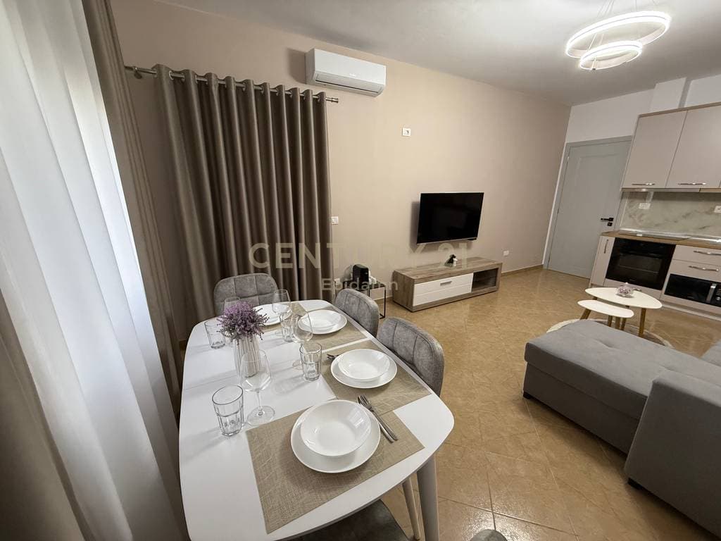 Apartament 1+1 me Pamje Deti per Qera ne Plazh, Iliria! 3