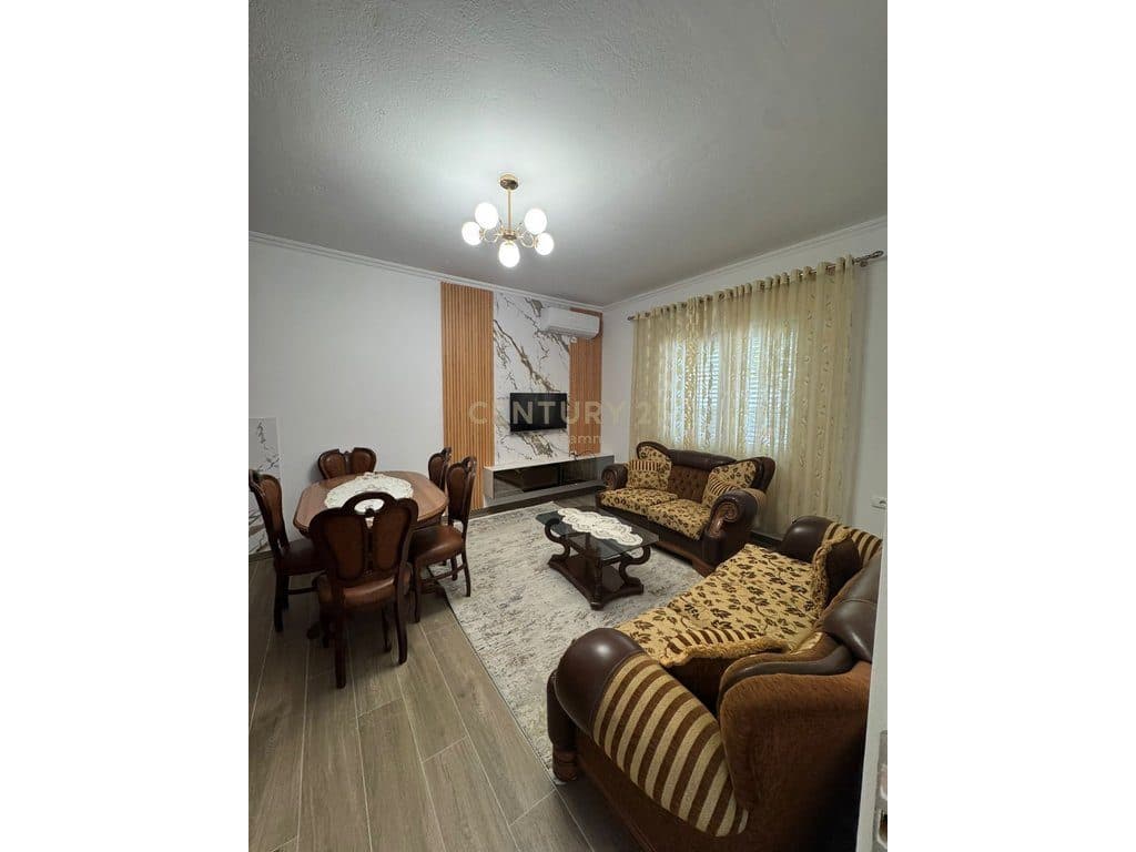 Apartament 2+1 me Qera tek Bulevardi i ri ! 2