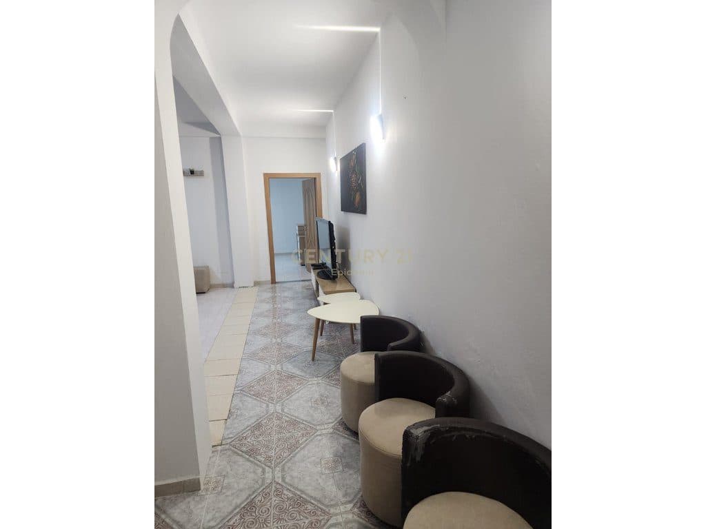 Apartament 1+1 Me Qira në Durrës !! 3