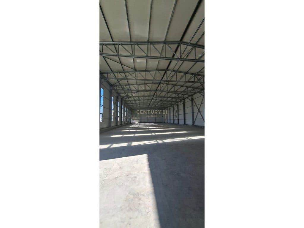 🏭 KAPANON INDUSTRIAL PËR SHITJE – SEKTORI RINIA, DURRËS 1,400,000 € 3