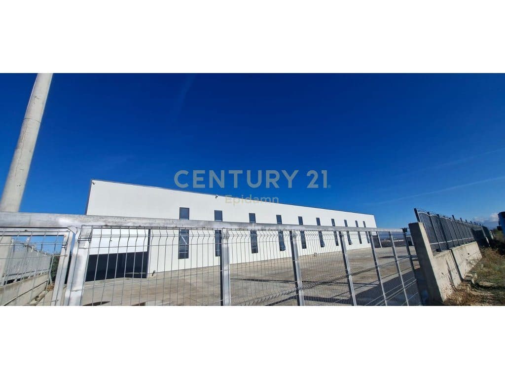 🏭 KAPANON INDUSTRIAL ME QIRA – SEKTORI RINIA, DURRËS 3500€