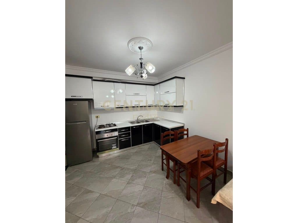 Apartament 1+1 me Qira në Vijën e Parë me Detin ne Plazh, Durres ! 4