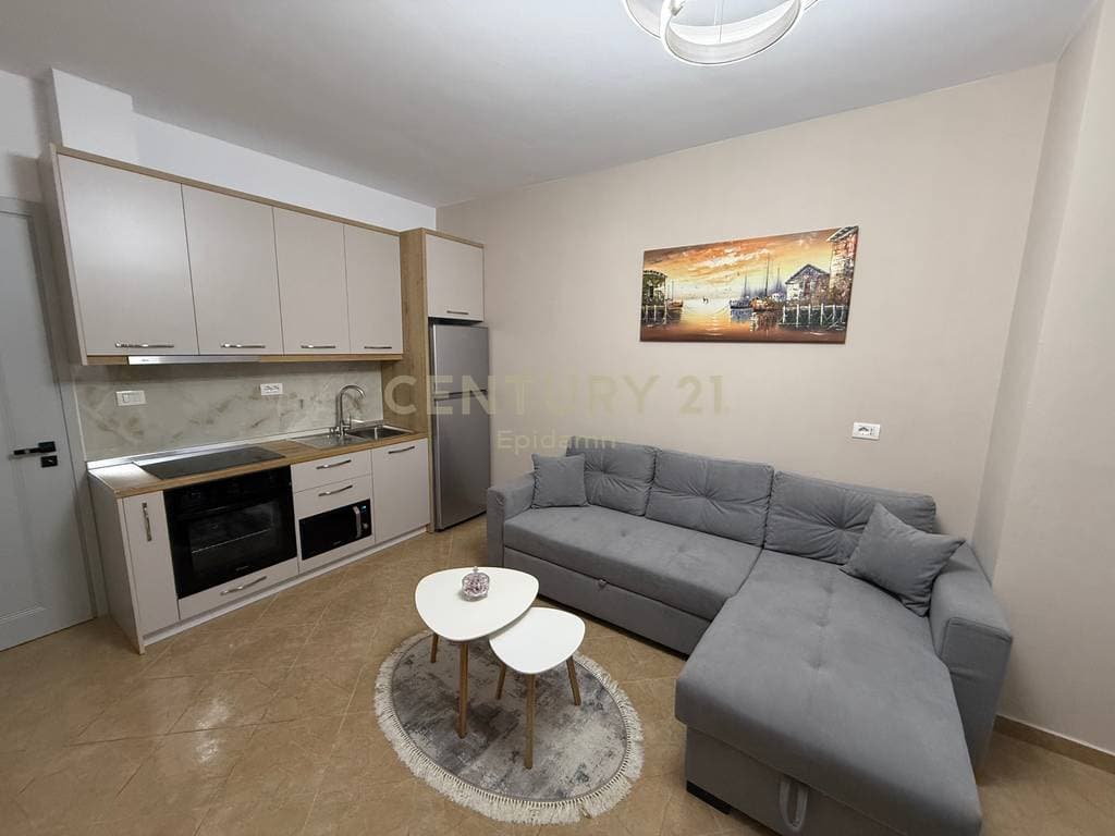 Apartament 1+1 me Pamje Deti per Qera ne Plazh, Iliria! 4