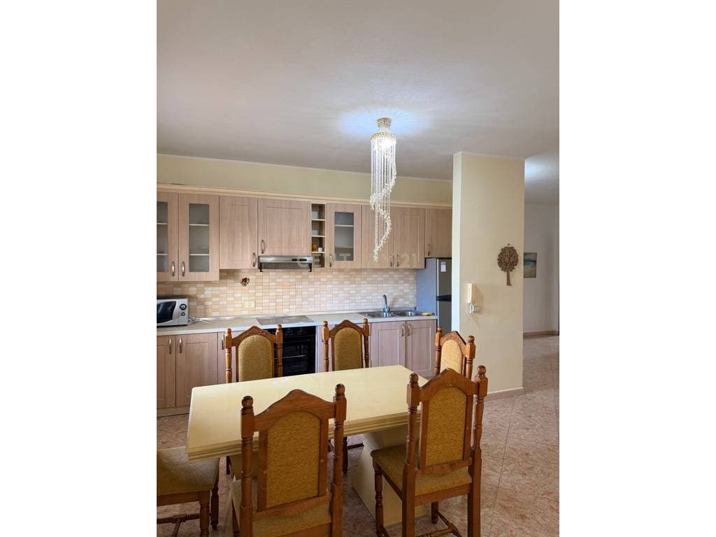 Apartament 2+1+2 Me Qira te Tregu fruta perimeve, Durrës - 500€ | 138 m² 4