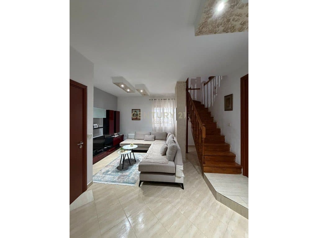 Shitet apartament 3+1+2 – Fresk, Pamje Panoramike e Tiranës 3