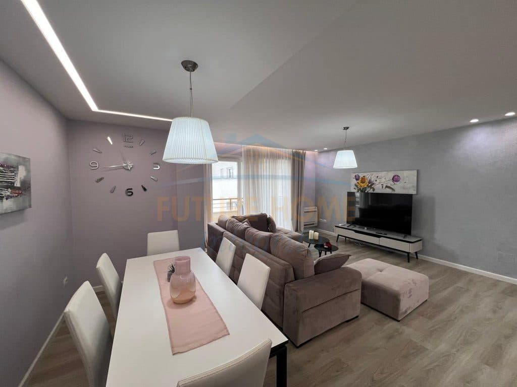 Qera, Apartament 3+1+2+Post Parkimi, SunRise Residence, Tiranë.