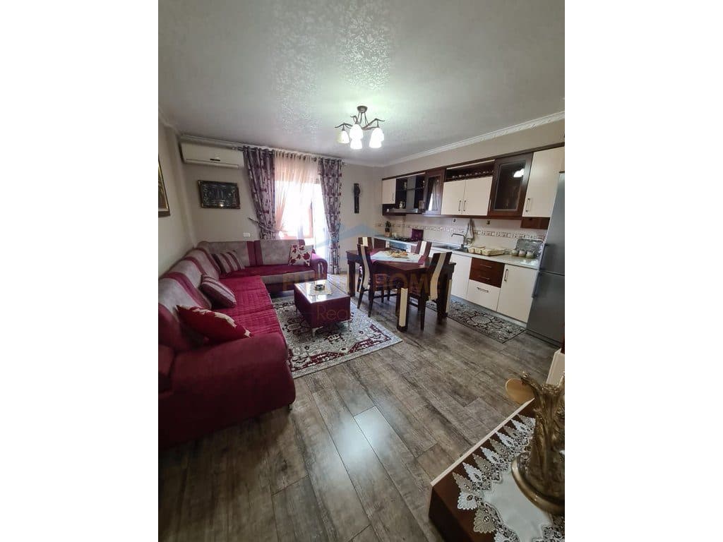 Shitet, Apartament 2+1, Plazh, Durrës