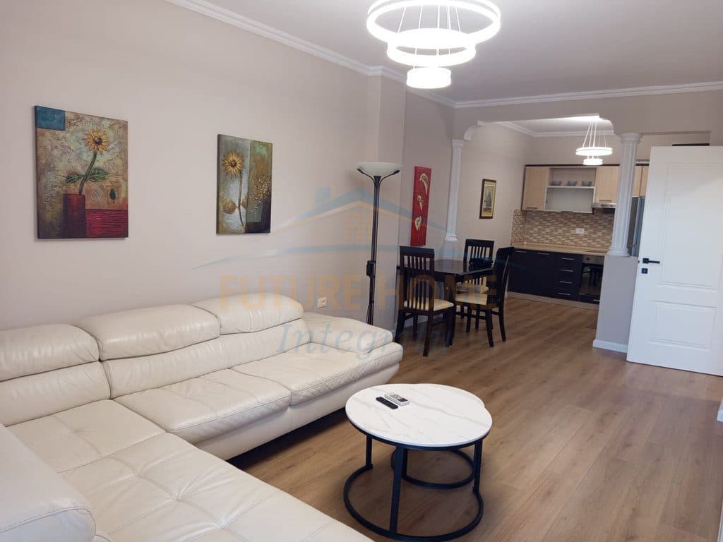 Qera, Apartament 1+1, 9 Katëshet, Tiranë. 70,000 Lekë