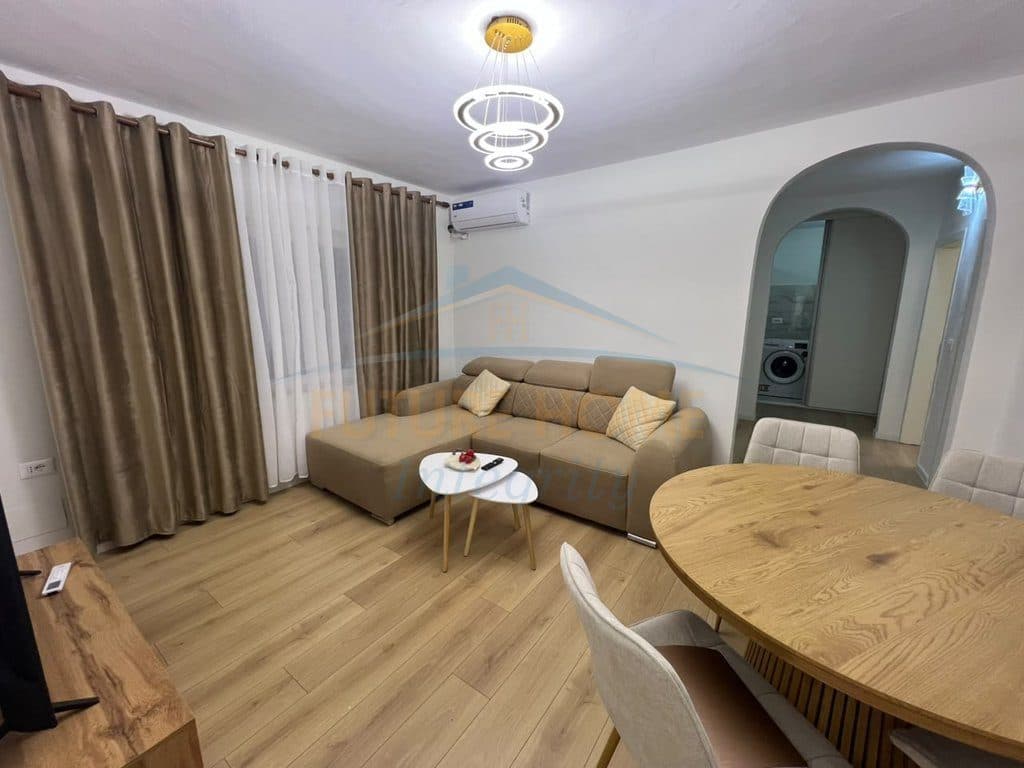 Qera, Apartament 3+1, Rruga Fortuzi, Tiranë. 2