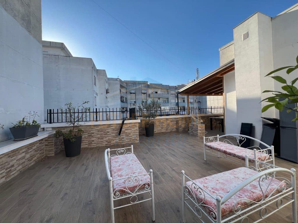 Qera, Apartament 1+1+Verandë, Ish Dogana, Tiranë. 3