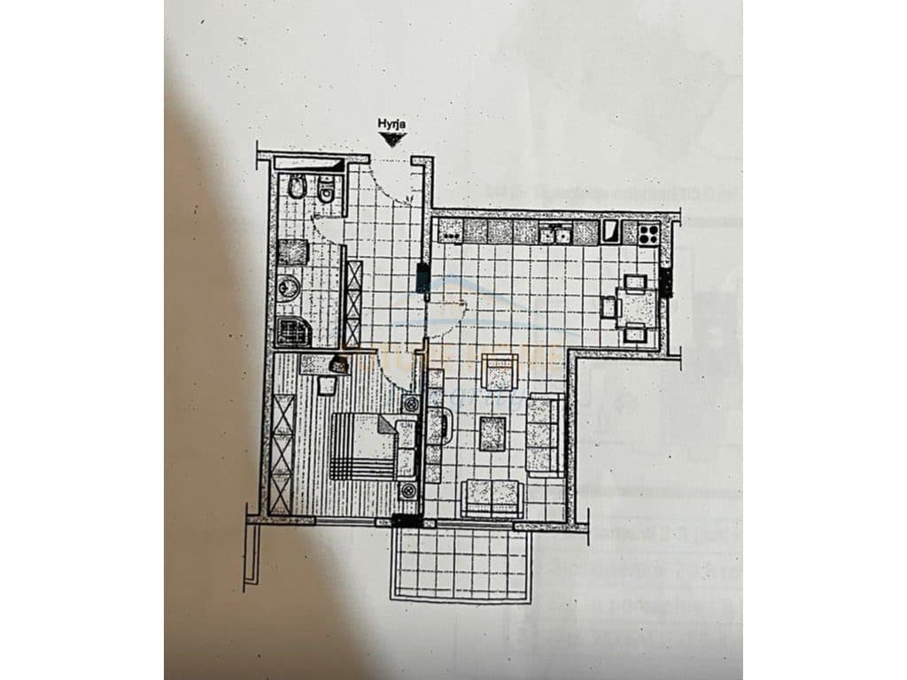 Shitet, Apartament 1+1, Fresku, Tiranë. 100.000 EURO 1