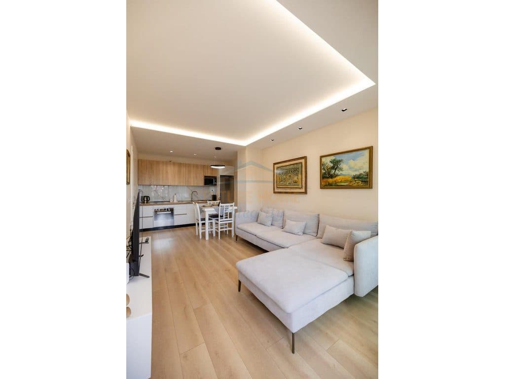 Qera, Apartament 1+1, Selvia, Tiranë.