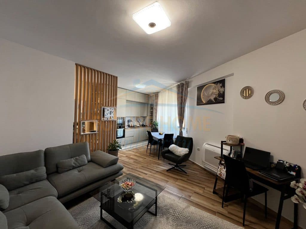 Shitet, Apartament 1+1, Oasis Residence, Tiranë.