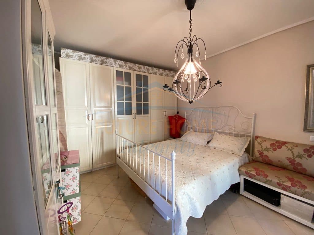Shitet, Apartament 1+1, Kopshti Zoologjik, Tiranë. 3