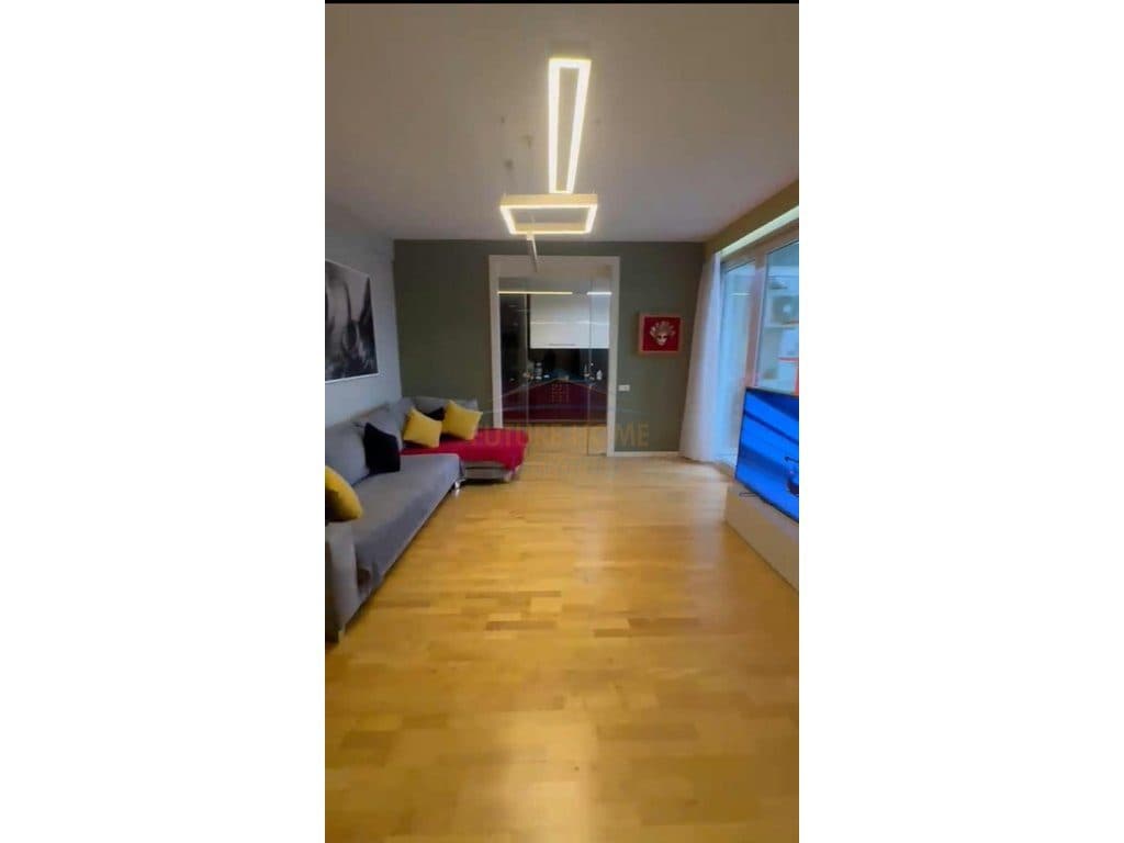 Qera, Apartament 3+1+2, Rruga Mine Peza, Tiranë. 2