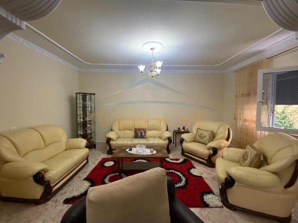 Qera, Apartament 3+1+Post parkimi, Qytet Studenti, Tiranë.