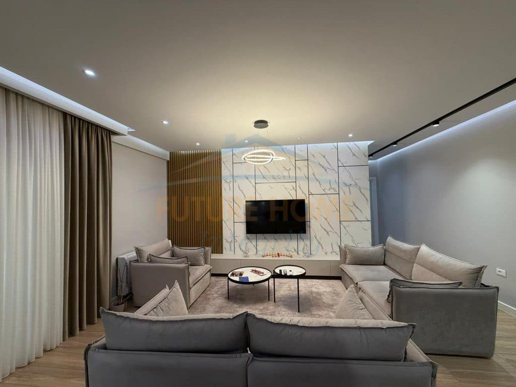 Shitet, Apartament 3+1+2, Liqeni i Thatë, Tiranë. 3