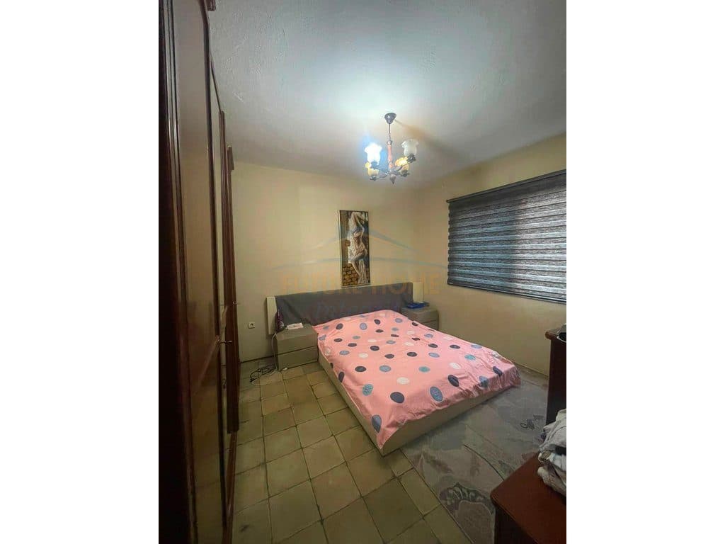 Shitet, Apartament 1+1, Myslym Shyri, Tiranë. 2