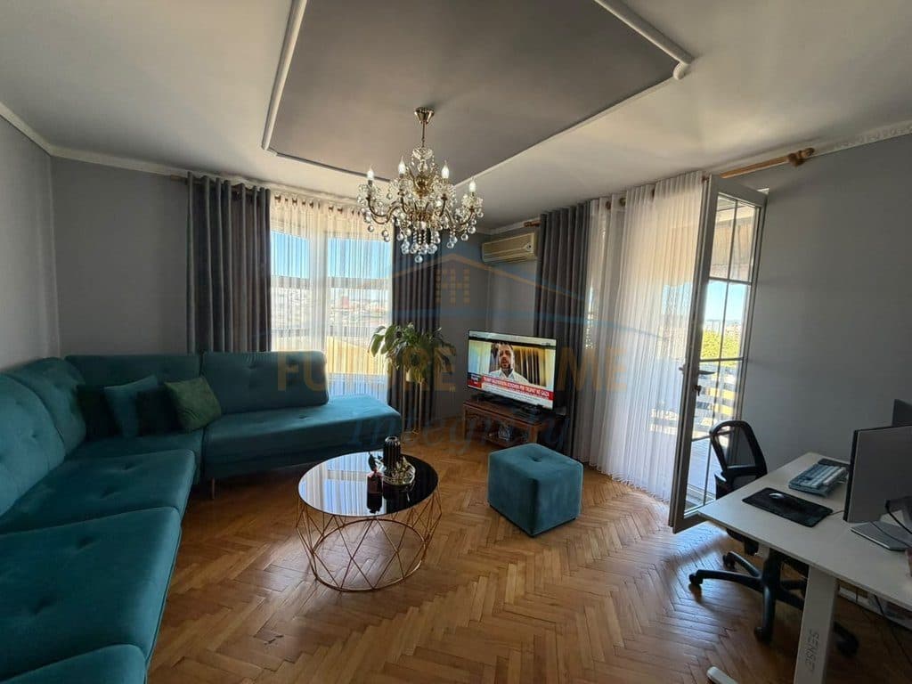 Shitet, Apartament 2+1, Rruga e Dibrës, Tiranë. 2