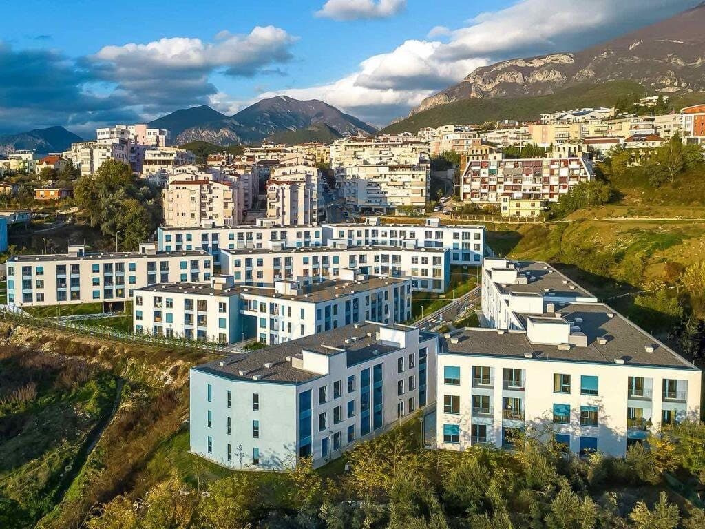 Shitet, Apartament 1+1+Post Parkimi, Rezidenca OxA, Tiranë.