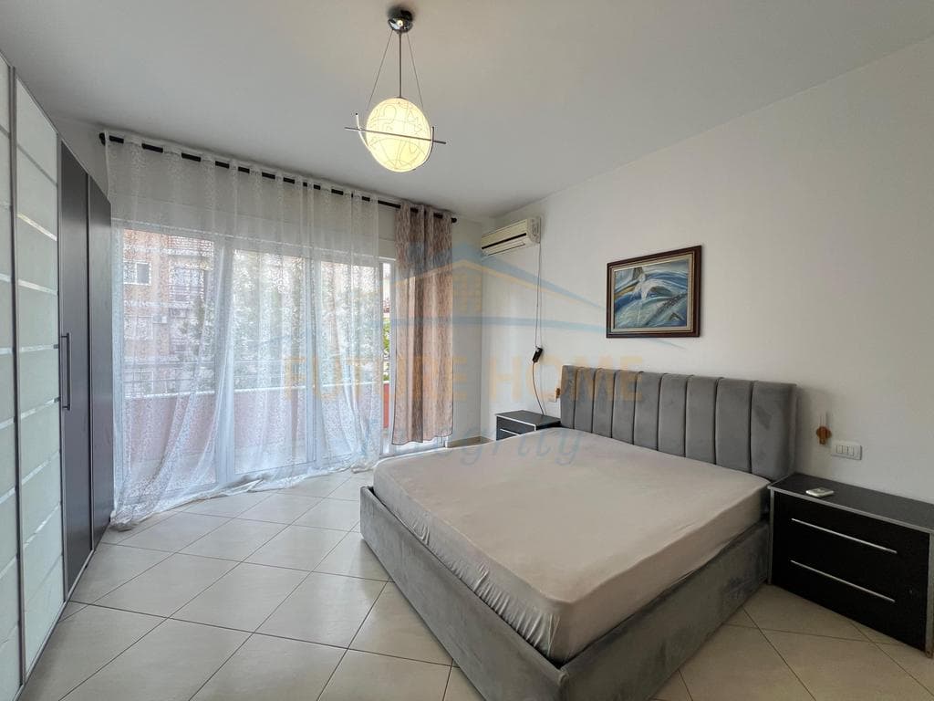 Qera, Apartament 2+1+2+Verandë, Don Bosko, Tiranë. 4