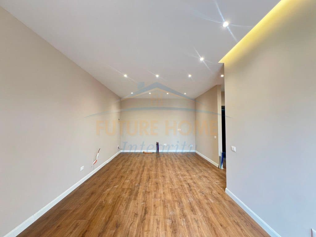 Shitet, Apartament 1+1, Rezidenca Porta Tirana e Re, Tiranë. 4