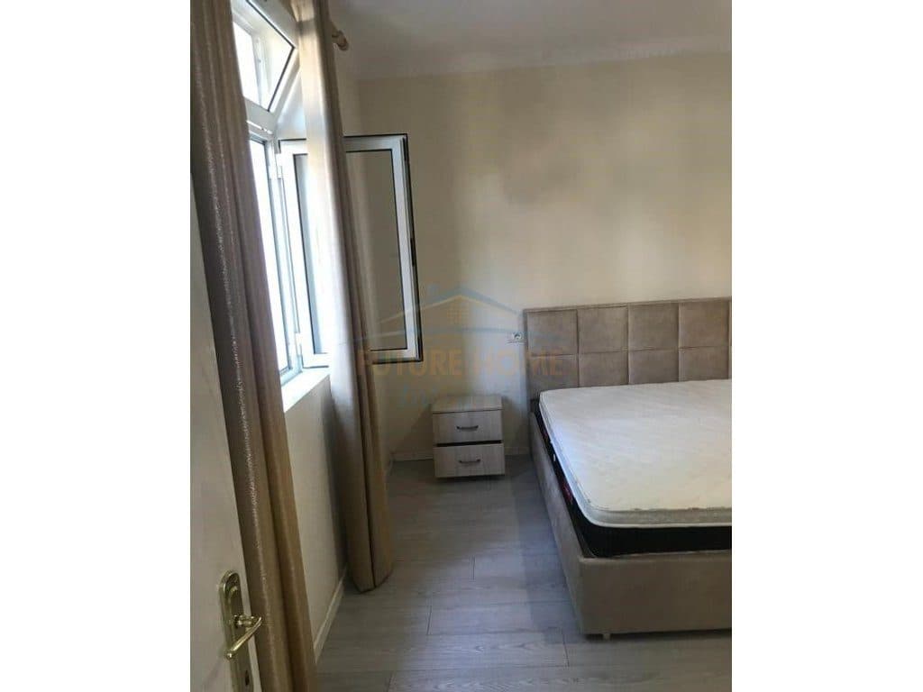 Qera, Apartament 1+1+Parkim, Ish Tregu Elektrik, Tiranë. 4