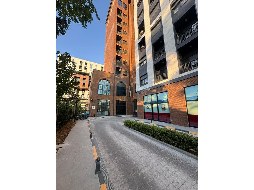 Shitet, Apartament 1+1, Rruga e Kavajës, Tiranë 1