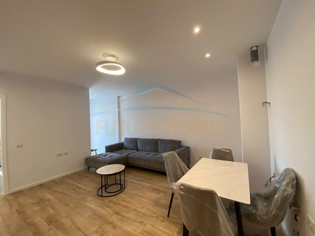 Qera, Apartament 2+1+Verandë, Rruga Jordan Misja, Tiranë. 2
