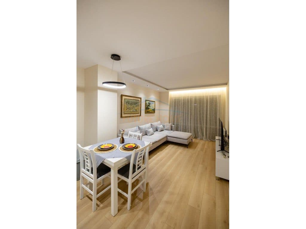 Qera, Apartament 1+1, Selvia, Tiranë. 2