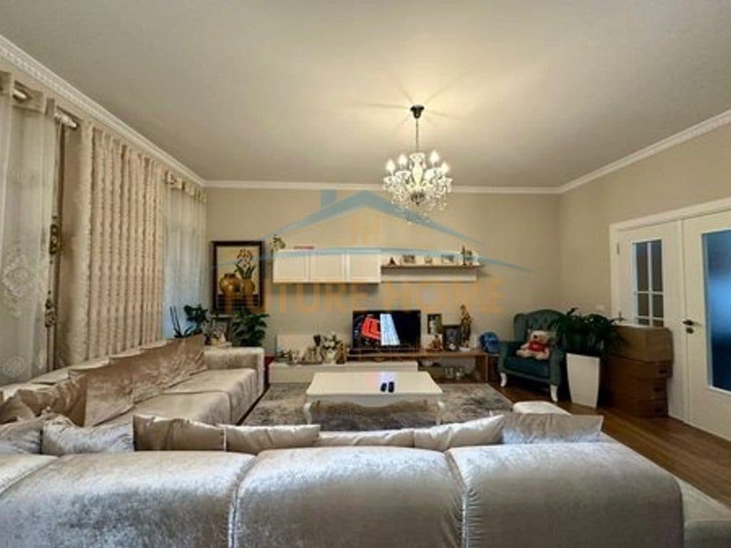 Shitet, Apartament 3+1+2, Liqeni i Thatë, Tiranë. 3