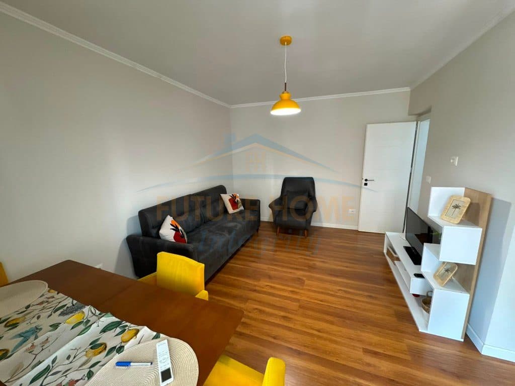 Shitet, Apartament 1+1, Selvia, Tiranë. 3